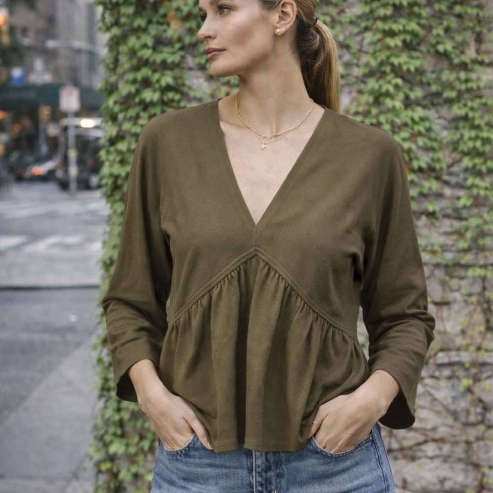 REBECCA TAYLOR Casual Luxury Minimalist Olive Green Swing Top, S